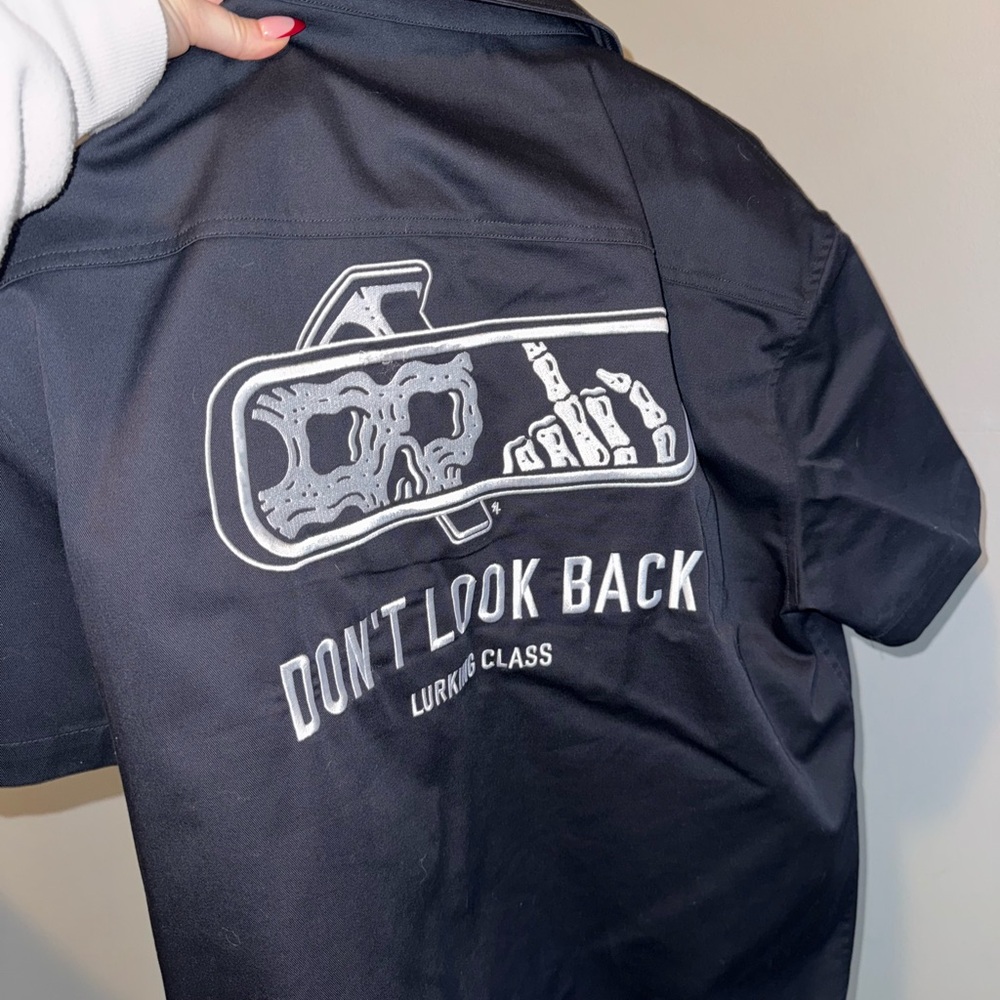 Men's Black Short Sleeve Zip - Picture 4 of 5
